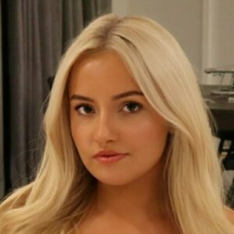 georgiee-johnston-4