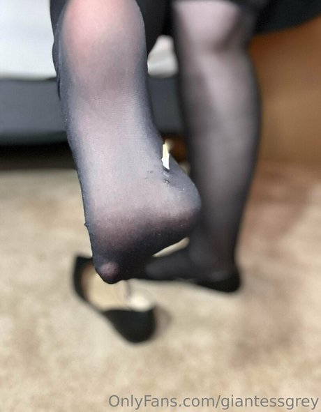 giantessgrey
