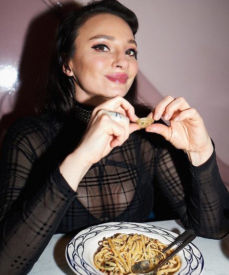 gizzi-erskine