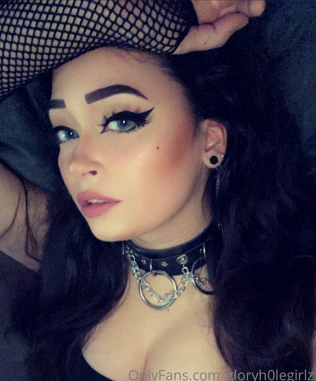 gloryh0legirlz