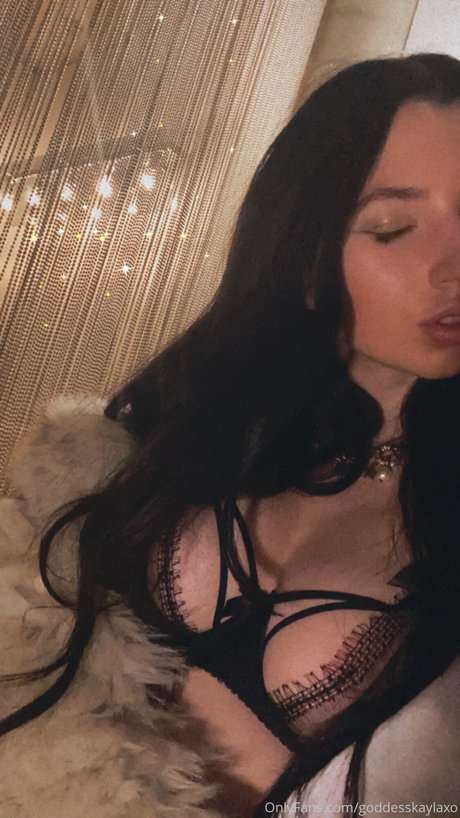 goddesskaylaxo-2