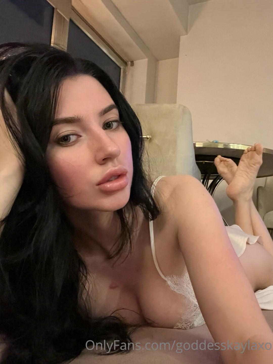 goddesskaylaxo-2