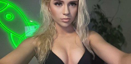 gogorocketgirl-1