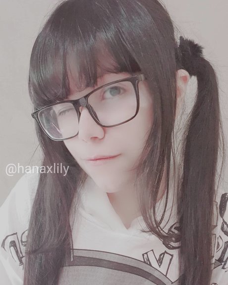 hanaxlily-1