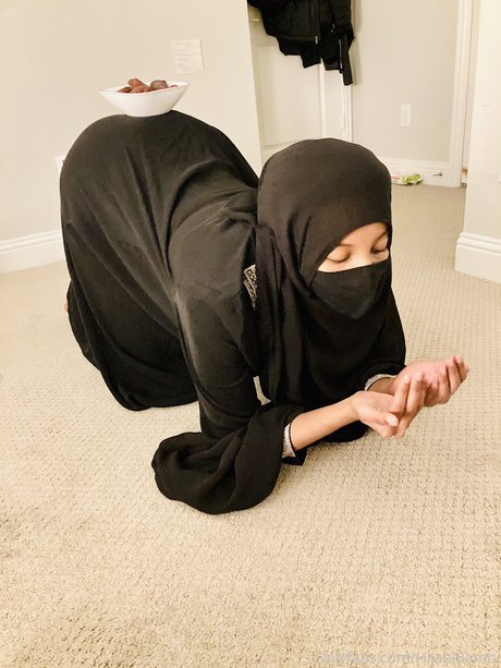 hijabi-bambi-hijabibambi-1